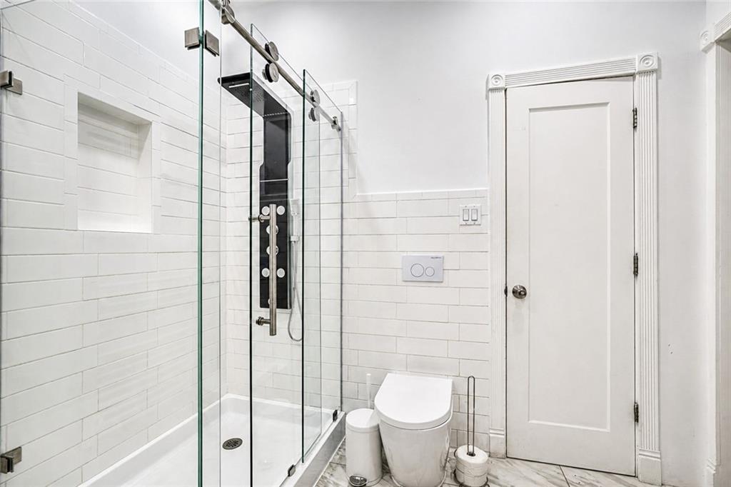 1112 Beverley Ditmas Park 11218 New York photo