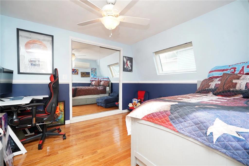 173 Fisher Tottenville 10307 New York photo