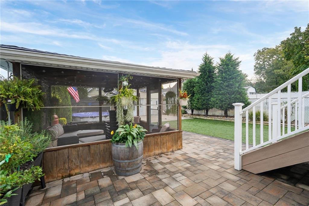 173 Fisher Tottenville 10307 New York photo