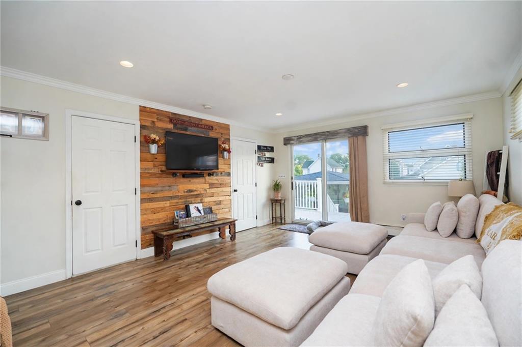 173 Fisher Tottenville 10307 New York photo