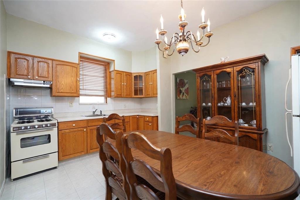 2122 West 9th Gravesend 11223 New York photo