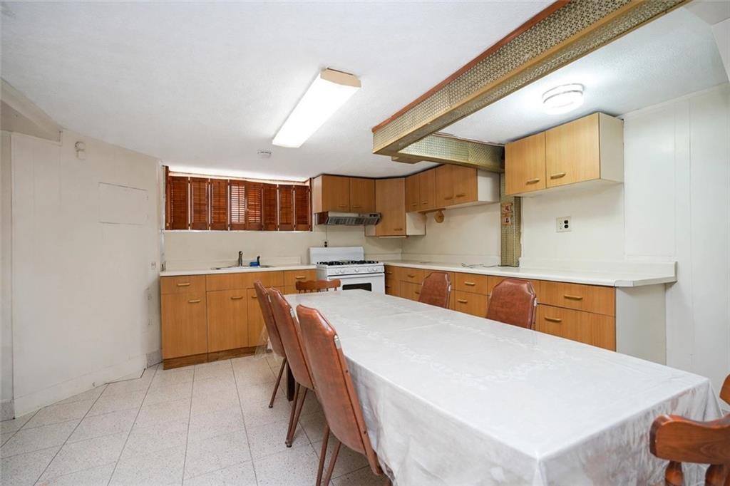 2122 West 9th Gravesend 11223 New York photo