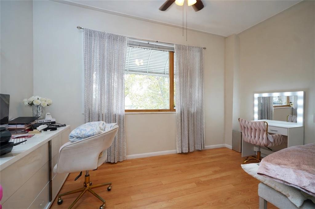 2122 West 9th Gravesend 11223 New York photo