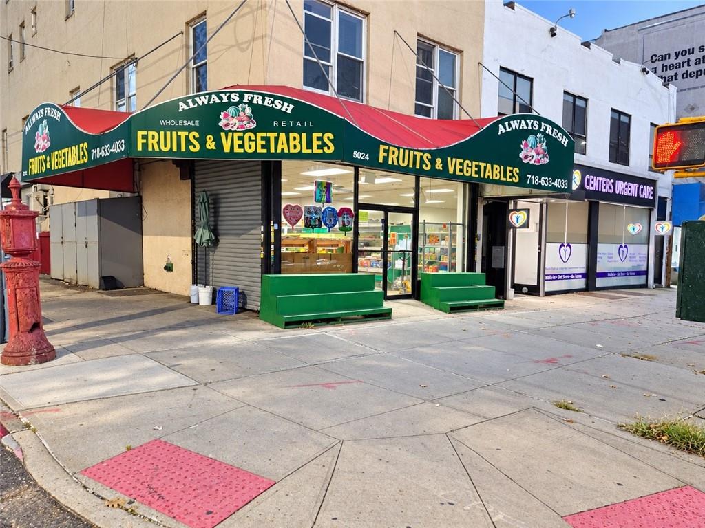 https://benbayrealty.s3.amazonaws.com/brooklynmls/505113/brightstorefrontjpg