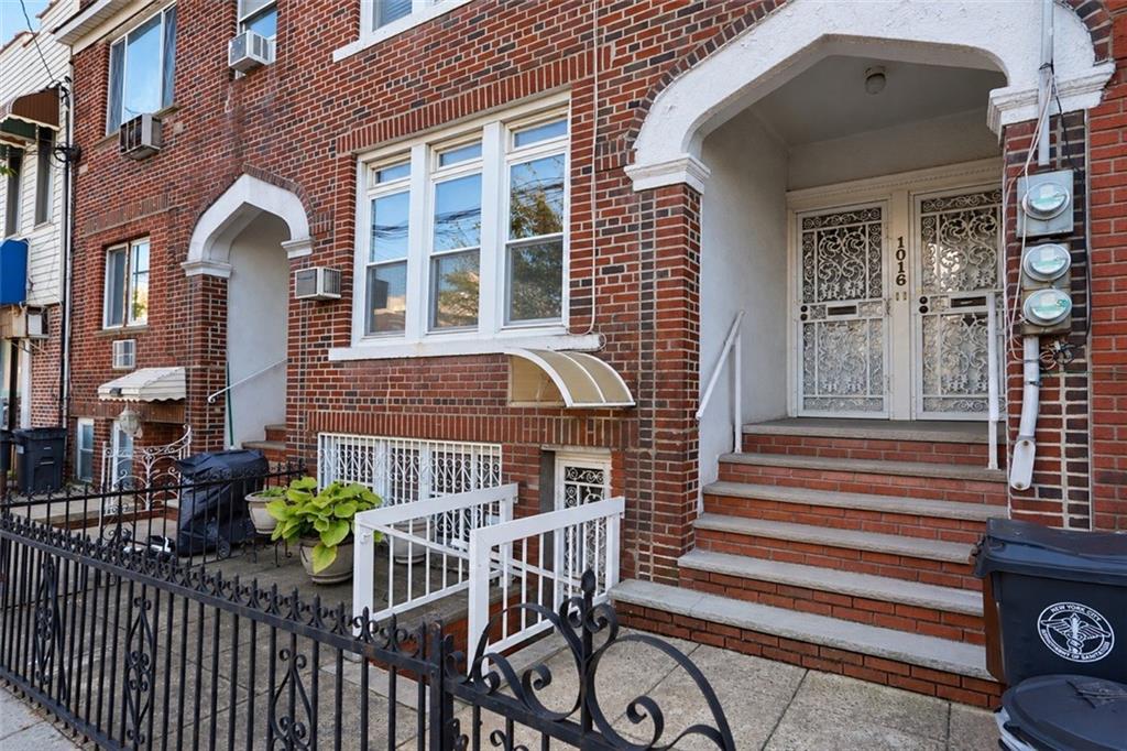 1016 Avenue X Sheepshead Bay 11235 New York photo