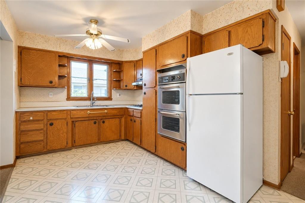 84 Augusta Eltingville 10312 New York photo